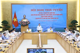 Prime Minister Le Minh Hung chairs the meeting reviewing the implementation of major transport projects during the first six months of 2026 on June 27, 2026. Photo: VNA