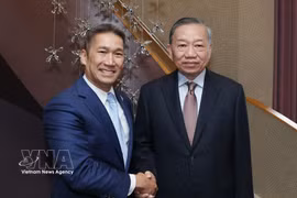 General Secretary of the Communist Party of Vietnam Central Committee and President To Lam received Acting US Secretary of the Navy Hung Cao in New York on September 22. Photo: VNA