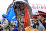 Engineering Unit Rotation 3 is welcomed at Noi Bai International Airport on September 29. (Photo: VNA)