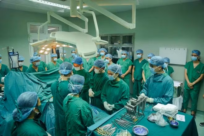 3-phut-mac-niem-nguoi-hien-tang-4063.jpg.webp
