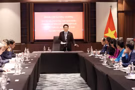 State President Luong Cuong speaks at the working session with Vietnamese Ambassadors to African countries. (Photo: VNA)