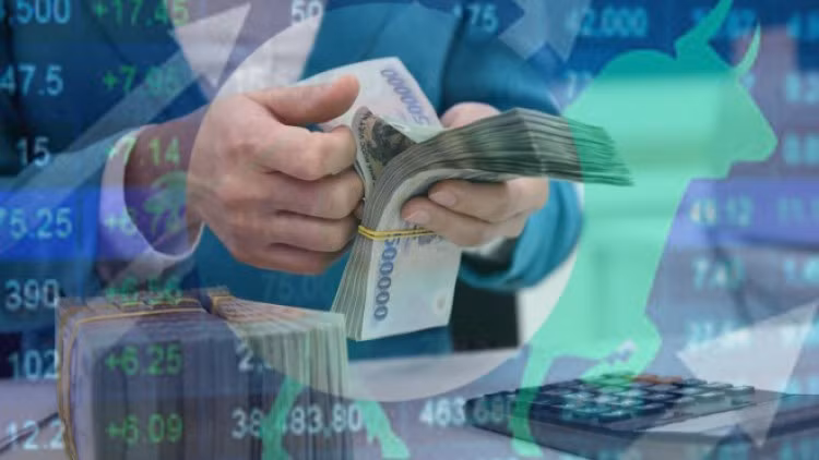 Credit growth still low in first half of 2023: SBV ảnh 1