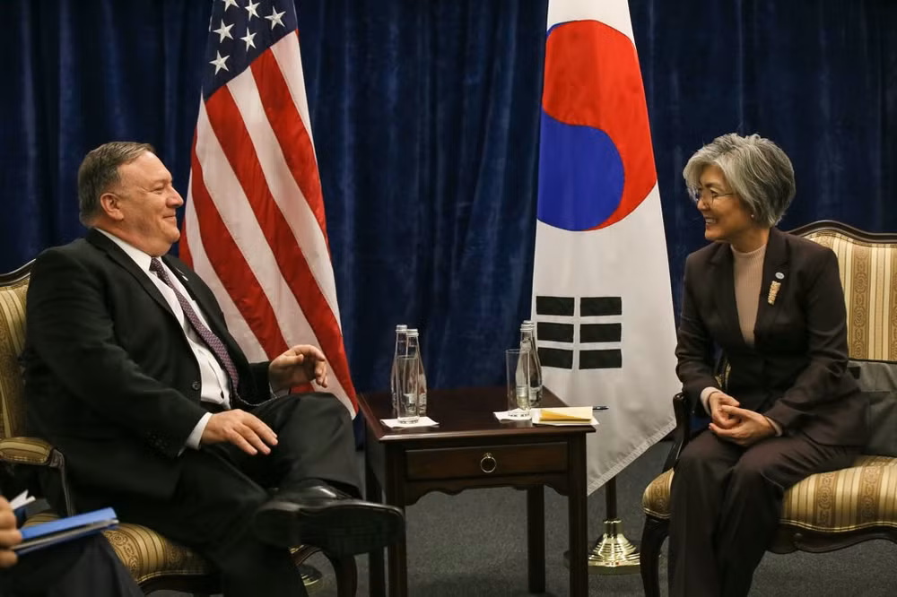 US, RoK, Japan discuss DPRK-USA summit’s outcomes ảnh 1