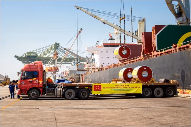 Ministry to step up trade promotion this year: conference ảnh 3