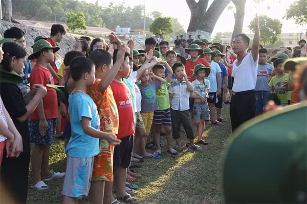 Life skills class mushrooming, but not all live up to expectations ảnh 1