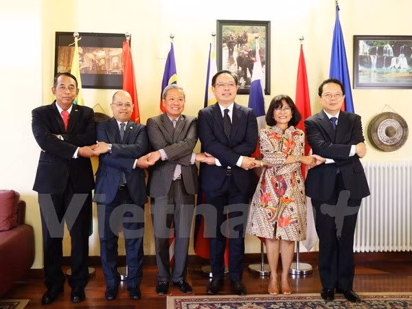 Vietnam promotes ASEAN’s role in Italy ảnh 1 Vietnam promotes ASEAN’s role in Italy ảnh 1