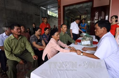 Locals in Dien Bien’s border commune receive free health care ảnh 1 Locals in Dien Bien’s border commune receive free health care ảnh 1