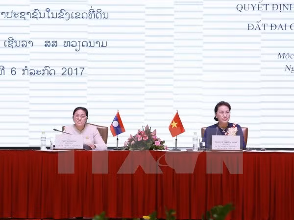 Vietnam, Laos share experience on land management ảnh 1