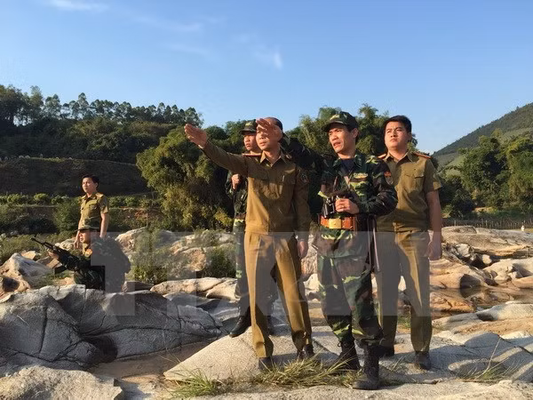 Vietnamese, Lao provinces cooperate in border management ảnh 1 Vietnamese, Lao provinces cooperate in border management ảnh 1