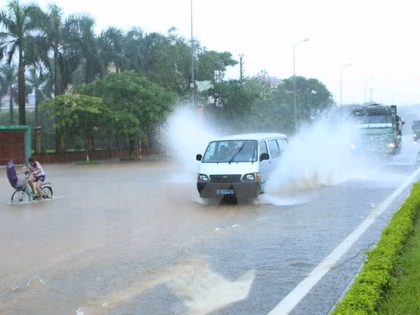Over 3,000 tourists stuck in Co To island over storm ảnh 1 Over 3,000 tourists stuck in Co To island over storm ảnh 1