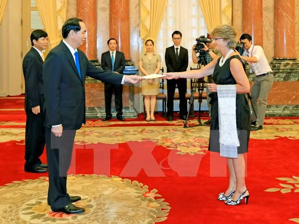 President Tran Dai Quang receives new Spanish, Yemen ambassadors ảnh 1