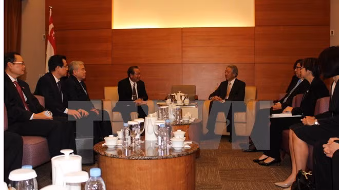 Vietnam, Singapore share concern over terrorism ảnh 1 Vietnam, Singapore share concern over terrorism ảnh 1