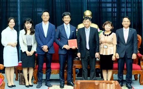 Japan firm to invest in Da Nang education ảnh 1