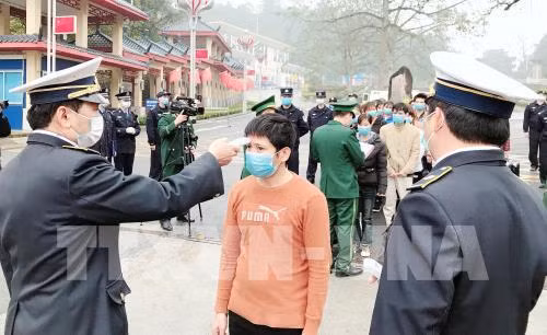 nCoV outbreak forces Vietnamese, Chinese border resident exchange reschedule ảnh 1