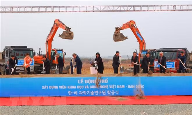 RoK-Vietnam relations to grow further: RoK NA Speaker’s advisor ảnh 1