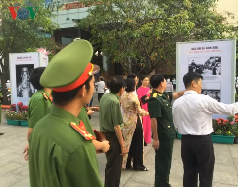 Photo exhibition marks 320-year growth of Sai Gon-Ho Chi Minh City ảnh 1 Photo exhibition marks 320-year growth of Sai Gon-Ho Chi Minh City ảnh 1