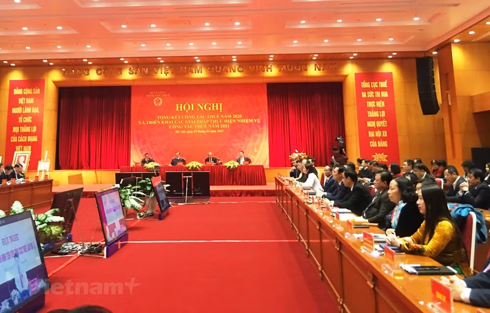 2020 tax revenue surpasses annual target ảnh 1