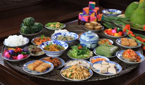 Tet food reflects different lifestyles ảnh 1