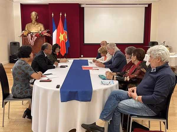 Association hailed for helping strengthen Vietnam-France friendship ảnh 1
