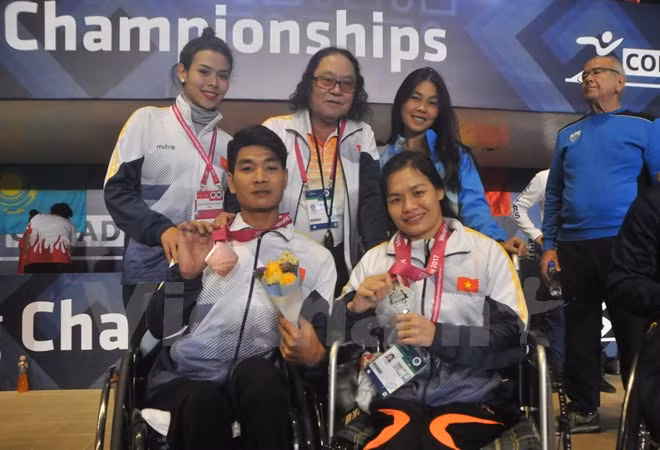 Vietnam bags two more medals at World Para Swimming Championships ảnh 1