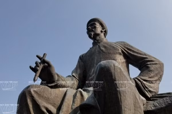 Nguyen Du, who brings Vietnamese poem to new high ảnh 2