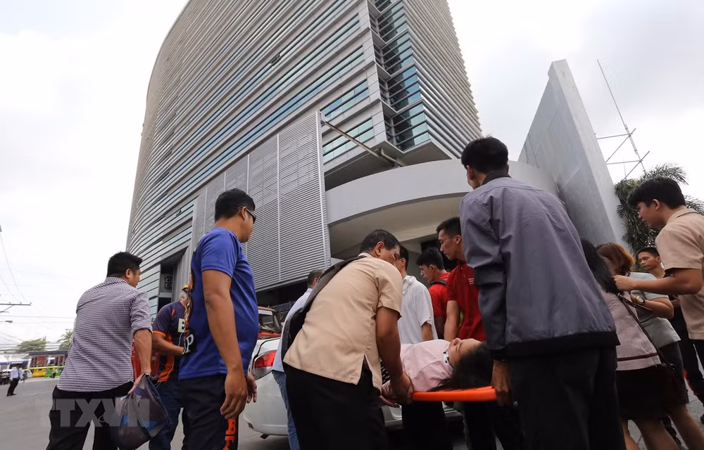 More deaths reported in Philippines earthquake ảnh 1