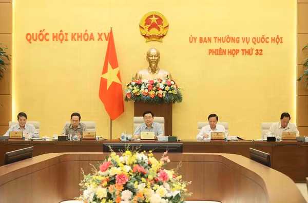 NA Standing Committee debates draft Law on Urban and Rural Planning ảnh 2