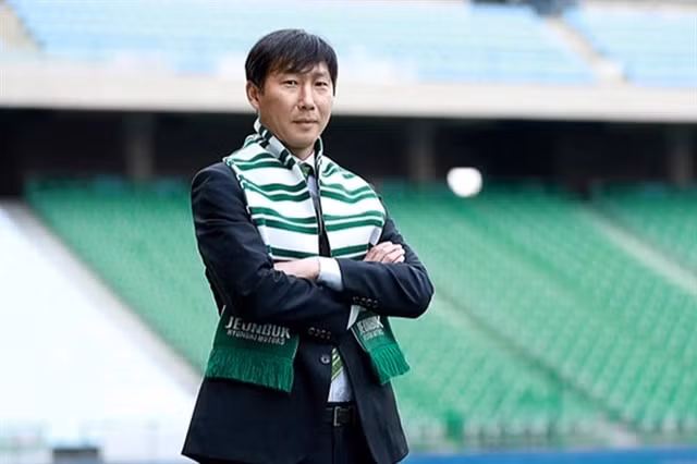 Kim Sang-sik likely to be new Vietnam's football head coach ảnh 1