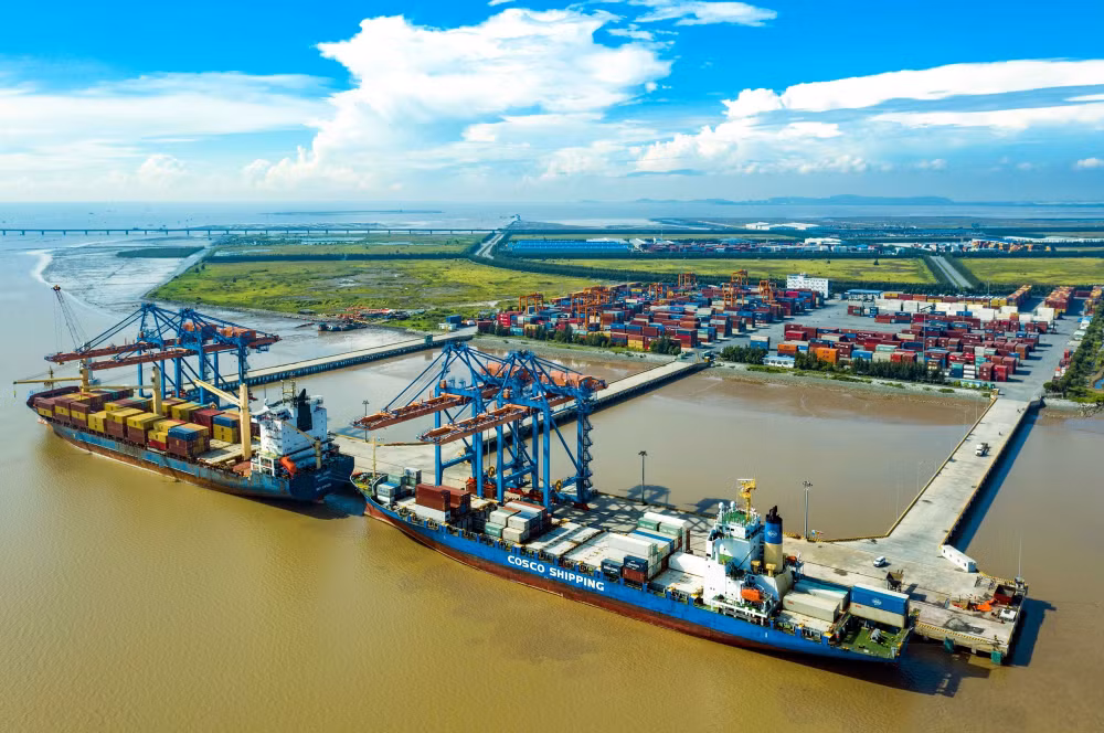 Over 800 million USD of trade surplus recorded in Q1 ảnh 2