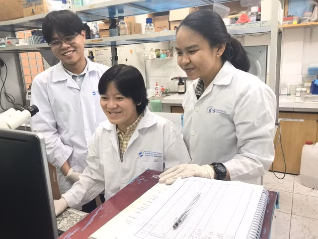 University students make products to control virus spread ảnh 1 University students make products to control virus spread ảnh 1