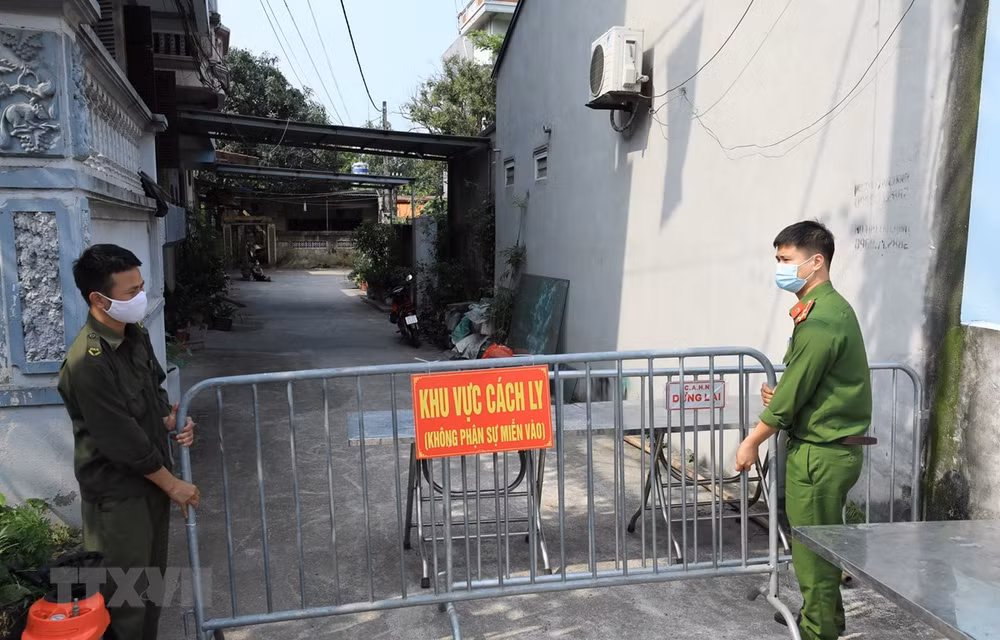 Vietnam records 14 new COVID-19 cases on April 30 evening ảnh 1 Vietnam records 14 new COVID-19 cases on April 30 evening ảnh 1