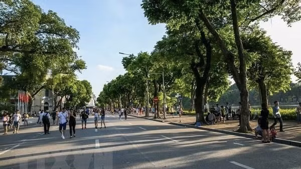 Nation to enjoy sunny April 30-May 1 holidays ảnh 1