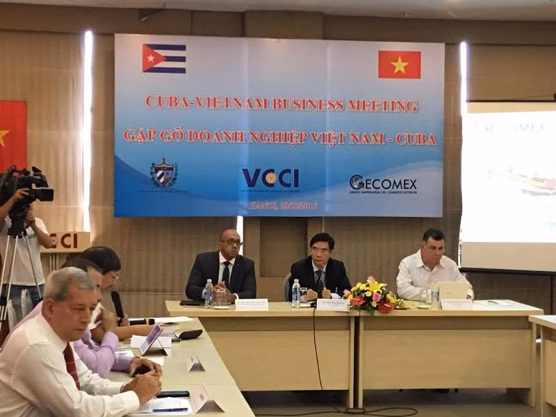 Vietnam, Cuba businesses meet in Hanoi to seek partnership ảnh 1