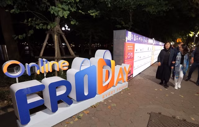 Shoppers rejoice as Online Friday 2019 kicks off ảnh 1 Shoppers rejoice as Online Friday 2019 kicks off ảnh 1