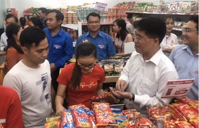 HCM City wants local businesses to create global brands ảnh 1