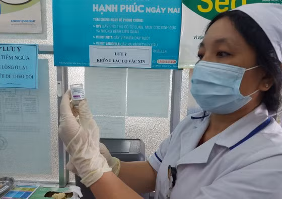 Mekong Delta localities speed up COVID-19 vaccinations ảnh 1