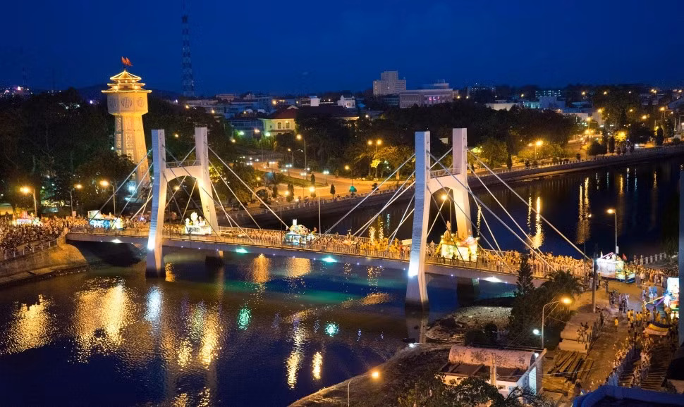 Binh Thuan set to develop night-time economy to attract tourists ảnh 1