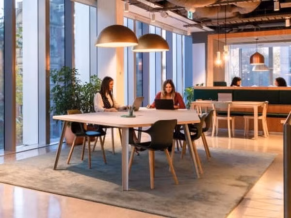 RoK firms leasing more office space in Hanoi than in HCM City ảnh 1 RoK firms leasing more office space in Hanoi than in HCM City ảnh 1