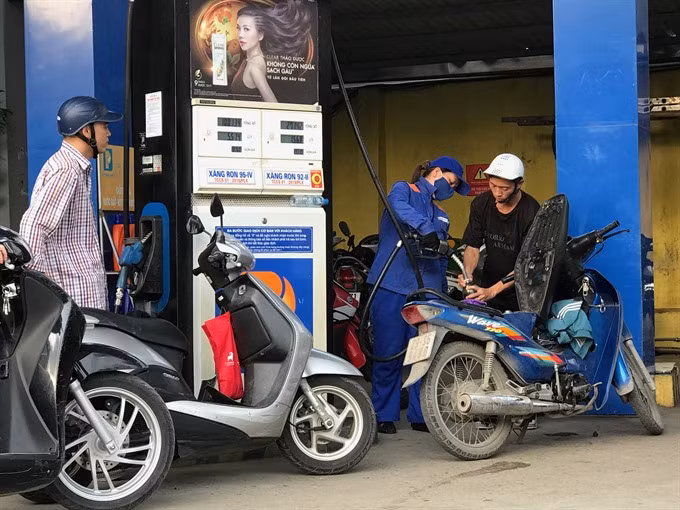 E5 bio-fuel to replace RON 92 in 2018 ảnh 1