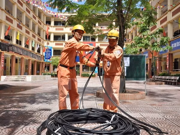 Power supply in north region surges 12.47 percent in five months ảnh 1