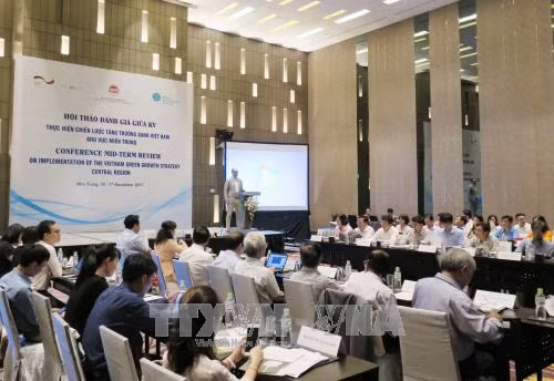 Central region reviews green growth strategy realisation ảnh 1 Central region reviews green growth strategy realisation ảnh 1