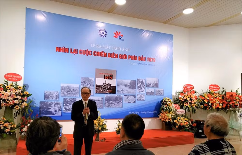 Photo book on northern border defence war debuts ảnh 1