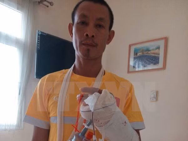 PM makes requests following attack on Vietnamese worker in Algeria ảnh 1 PM makes requests following attack on Vietnamese worker in Algeria ảnh 1