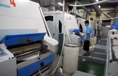  Industrial production rises 10 percent in first nine months ảnh 1