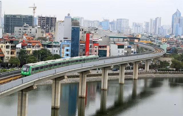 Urban railway helps reduce carbon emissions: JICA ảnh 1