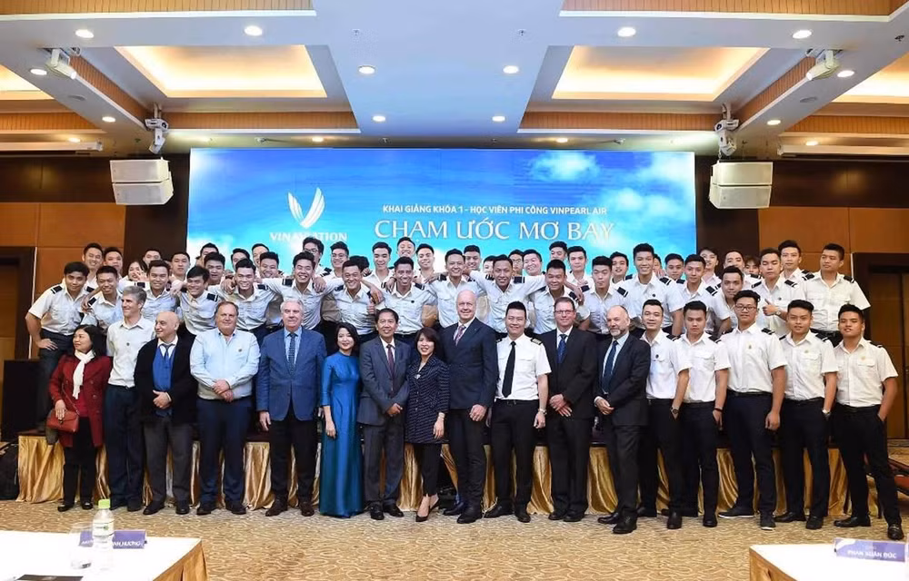 Vinpearl Air opens first pilot training course ảnh 1 Vinpearl Air opens first pilot training course ảnh 1