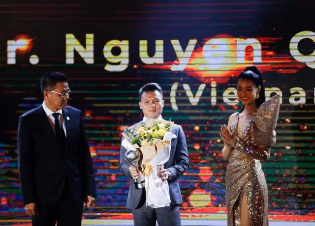 Vietnamese sports stars win big at AFF Awards 2019 ảnh 1