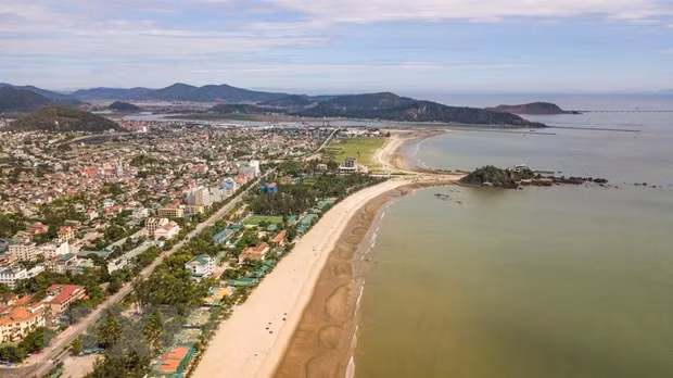 Nghe An province looks to augment trade, tourism ties with Laos ảnh 1 Nghe An province looks to augment trade, tourism ties with Laos ảnh 1