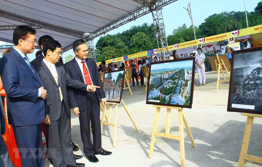 Festival features Vietnam-Laos special ties ảnh 1 Festival features Vietnam-Laos special ties ảnh 1
