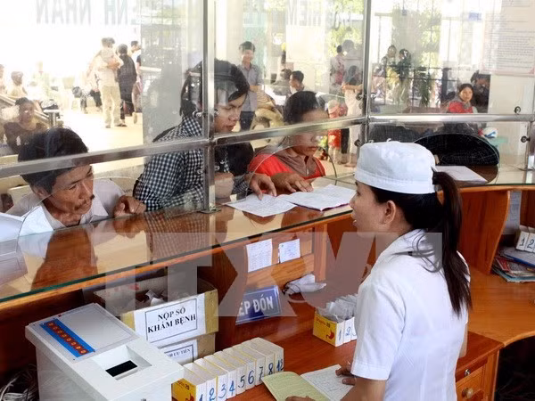 ARV treatment to be covered by health insurance ảnh 1